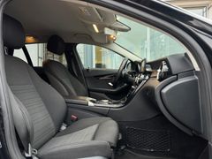 MERCEDES-BENZ C 180 d T-Modell / KAMERA / NAVI / AVANTGARDE MERCEDES-BENZ C 180 d T-Modell / KAMERA / NAVI / AVANTGARDE