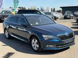 Skoda Superb Combi Ambition DSG, Leder, NAVI, Euro6 - Skoda Superb: Combi Eu