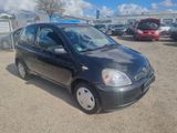 Toyota Yaris 1,0    HAGELSCHADEN - Toyota Yaris aus 2002