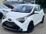 Toyota Aygo x-play Team D *Carplay*Kamera*Klima*Alu*Top - Toyota Aygo (X) in Frankfurt (Main)