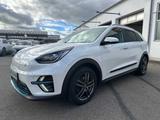 Kia e-Niro Spirit 64kWh / SD / Winterräder - mit Elektro-Antrieb: Soundsystem, Kombi