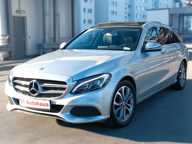 Mercedes-Benz C 200 T LUXURY 7G/PANOR/LED/R-KAM/TOTW/LEDER/SHZ