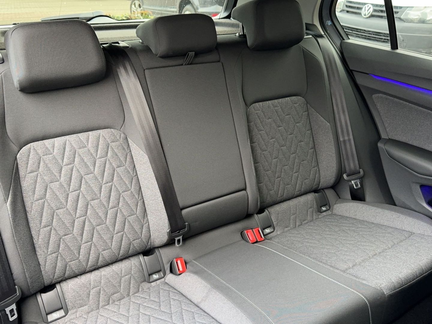 Fahrzeugabbildung Volkswagen Golf MOVE VIII Move 1.5l eTSI,DSG,Navi,Climatron