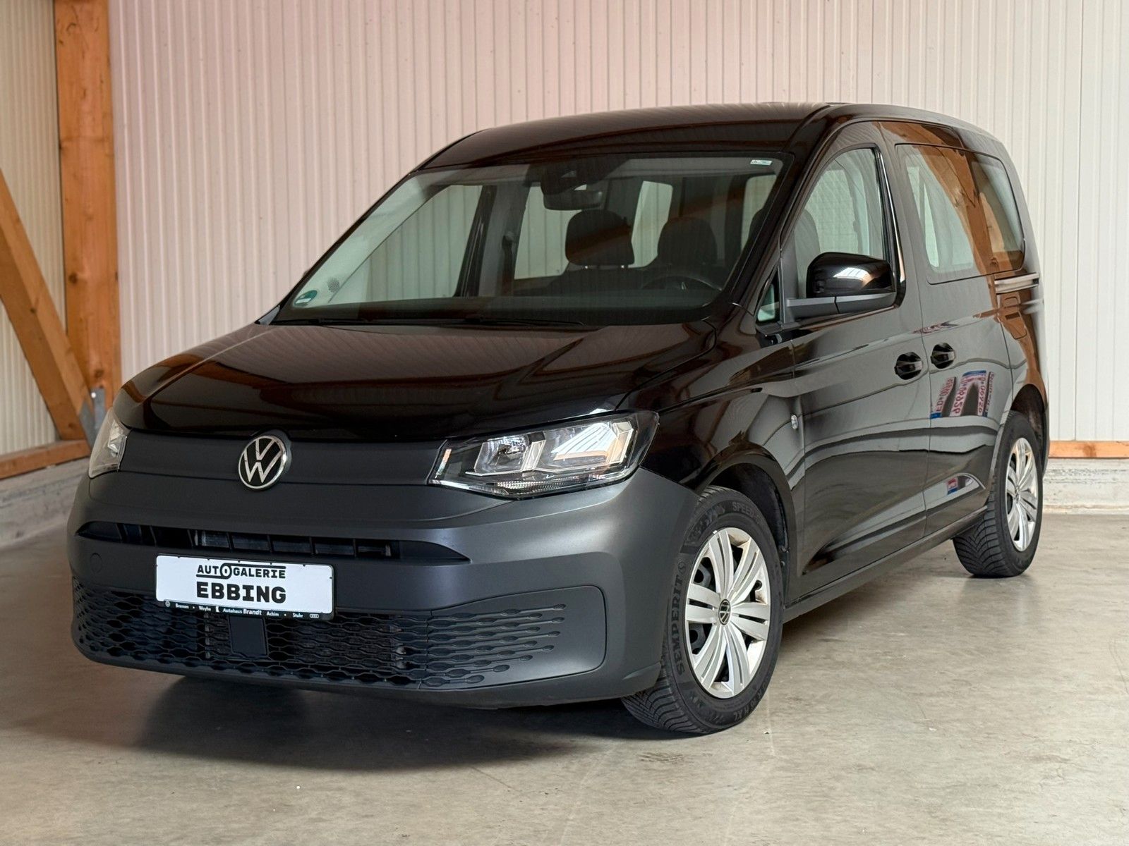 Volkswagen Caddy - 1