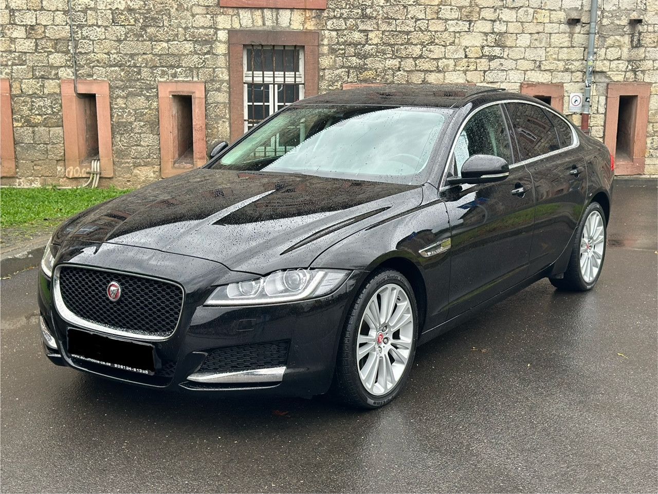 Fahrzeugabbildung Jaguar XF PRESTIGE*MOD.2017+PANO+LEDER*