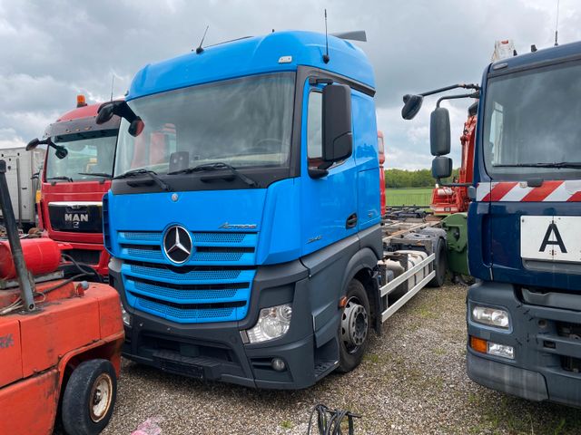 Mercedes-Benz Actros  2542