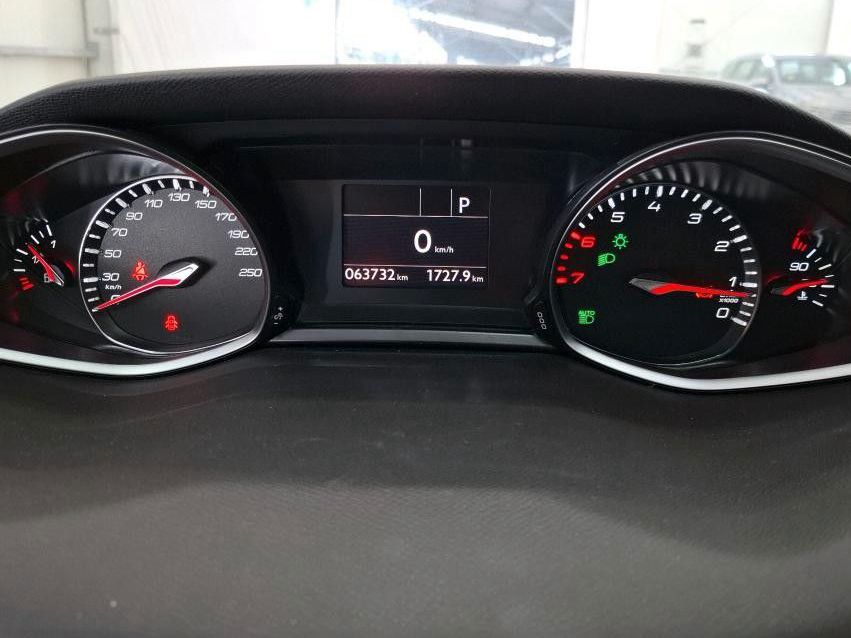 Fahrzeugabbildung Peugeot 308 Allure 1.2T NAVI/LED/PDC/R´CAM/BLIS/ALU