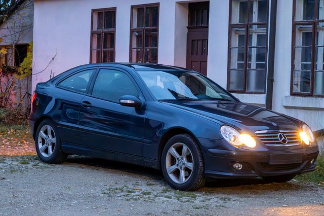 Mercedes-Benz C200 Kompressor CL203 Sportcoupe