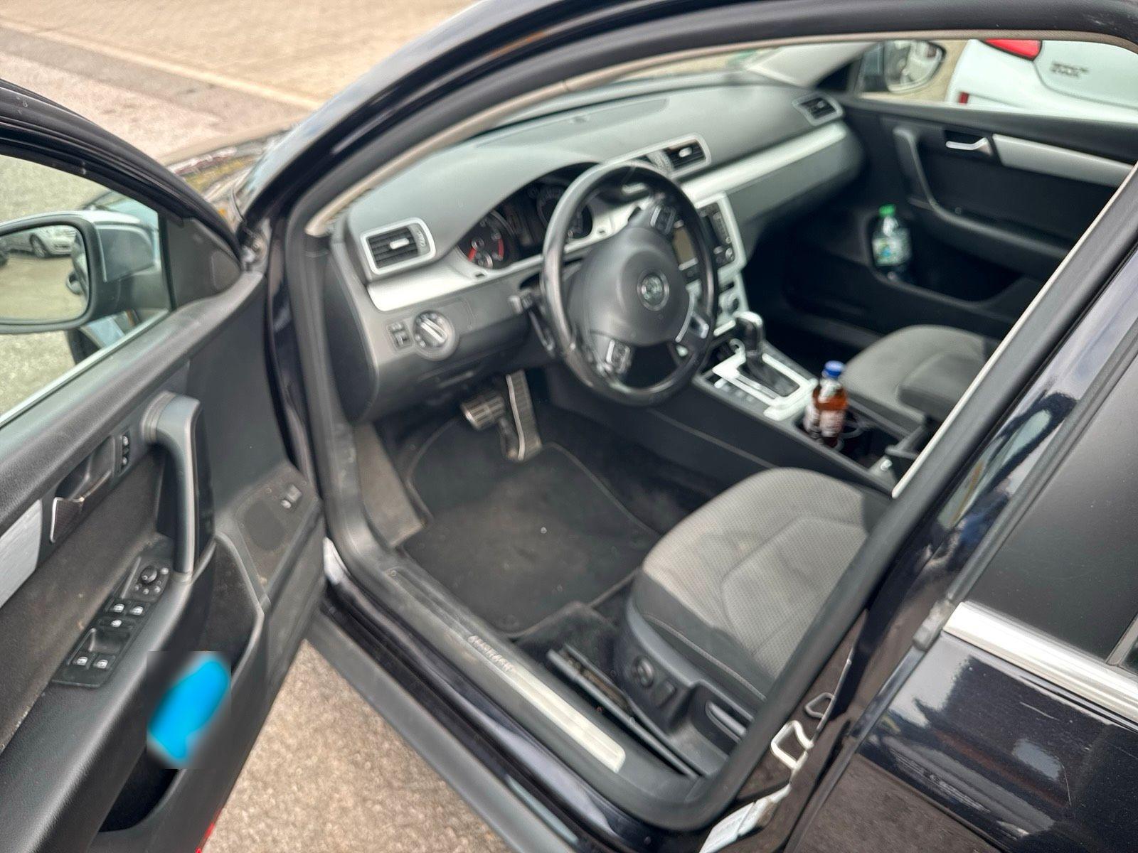 Volkswagen Passat 2012 — photo 5