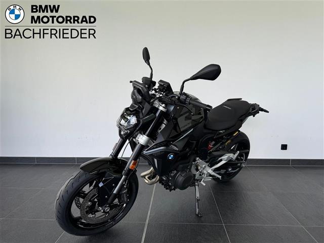 BMW F 900 R Triple Black - Komfortlenker-Akt