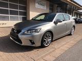 Lexus CT 200h Executive Line - Lexus CT 200h mit Hybrid-Antrieb: Automatik