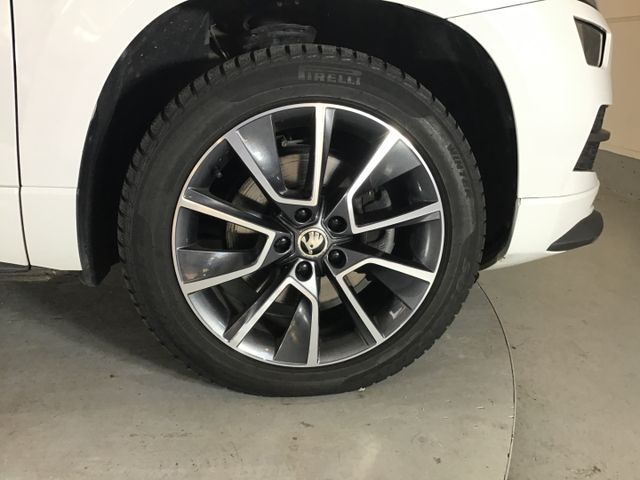 Fahrzeugabbildung Skoda Karoq Sportline 2.0 TSI 4x4 DSG/AHK/Navi/ACC/DCC