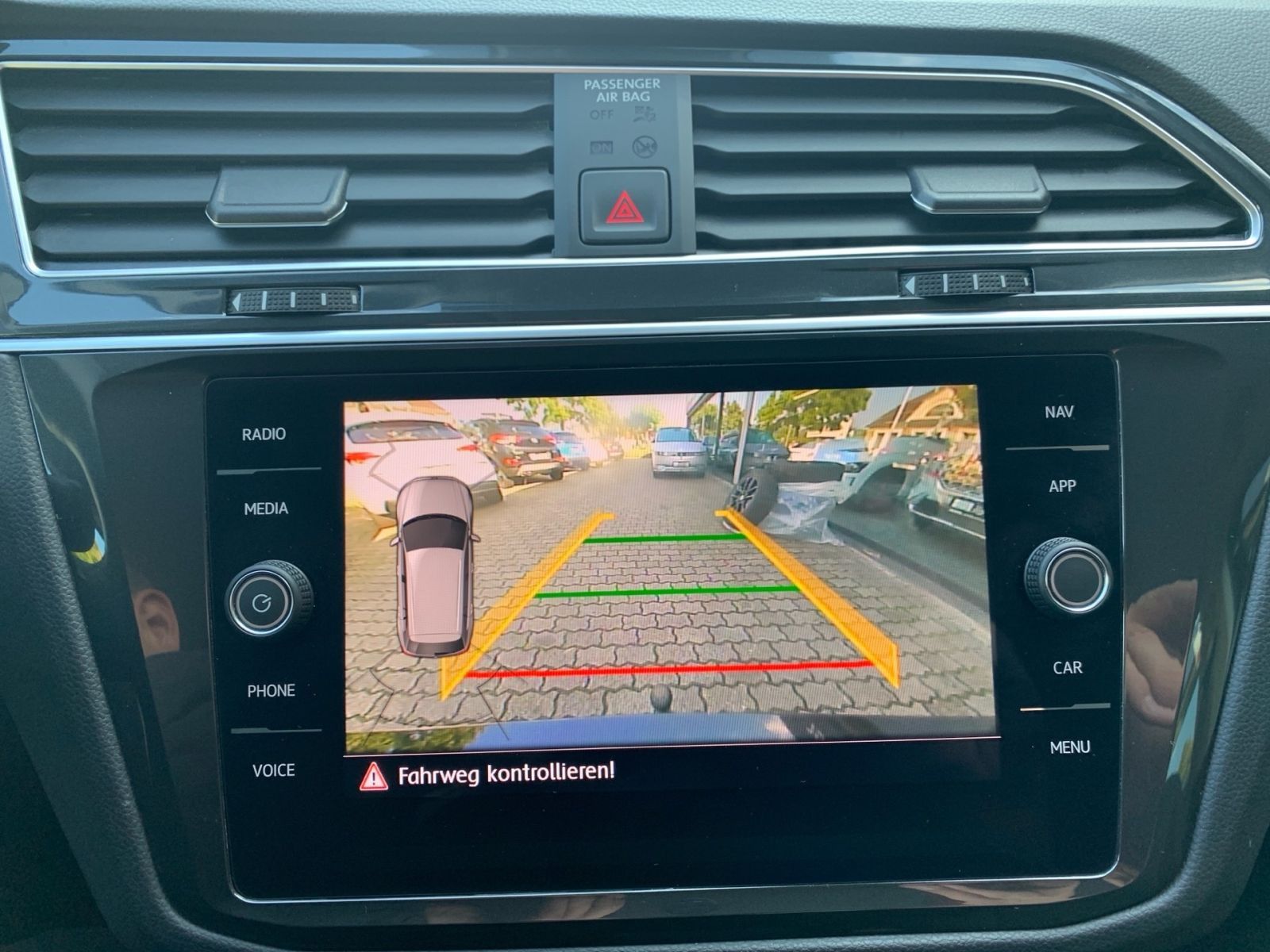 Fahrzeugabbildung Volkswagen Tiguan 1.5 TSI 7-DSG Highline OPF Navi AHK