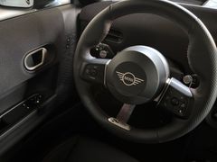 Fahrzeugabbildung MINI Cooper C 1,5 Sportautomatic John Cooper Works Tr