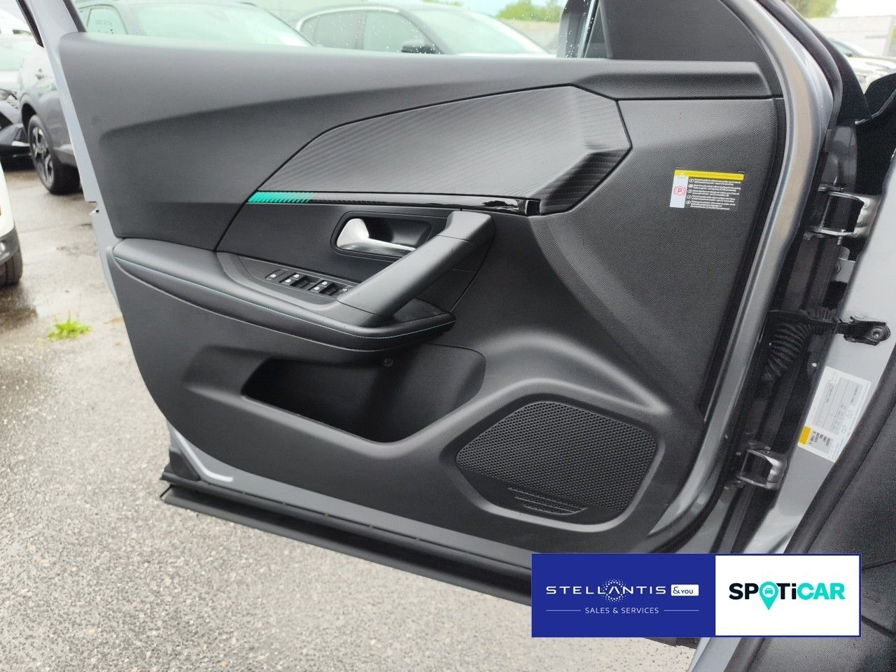 Peugeot 2008 1.2 PureTech Aut. Allure *RFK, NAVI* imagem 3