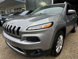 Jeep Cherokee Limited 4WD - Jeep Cherokee Limited mit Benzin-Antrieb