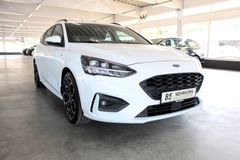 Fahrzeugabbildung Ford Focus 2,0 EcoBlue ST-Line Turnier LED ACC uvm.