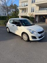 Suzuki Swift 1.2 Comfort Comfort - Suzuki Swift Gebrauchtwagen in Berlin