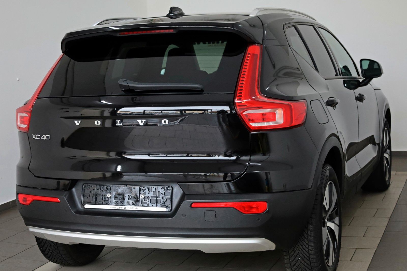 Fahrzeugabbildung Volvo XC40 Momentum Pro,Navi,LED,SH,Kamera,H&K,Carplay