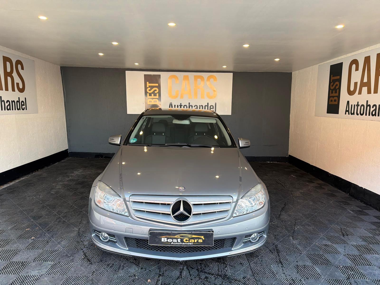 Mercedes-Benz C 180 CGI BlueEfficiency Limousine