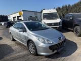 Peugeot 307 CC Cabrio-Coupe Tendance - Peugeot 307: Tendance
