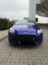 Ford Focus 2,0 EB ST Leder-Sport-Paket Turnier ST - Ford Focus aus 2012: ST