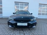 BMW 320 d Touring /ACC/SPORTSITZE/LM 18 ZOLL - BMW 320 in Dresden