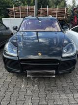Porsche Cayenne Turbo Turbo - Porsche Cayenne aus 2006: Turbo
