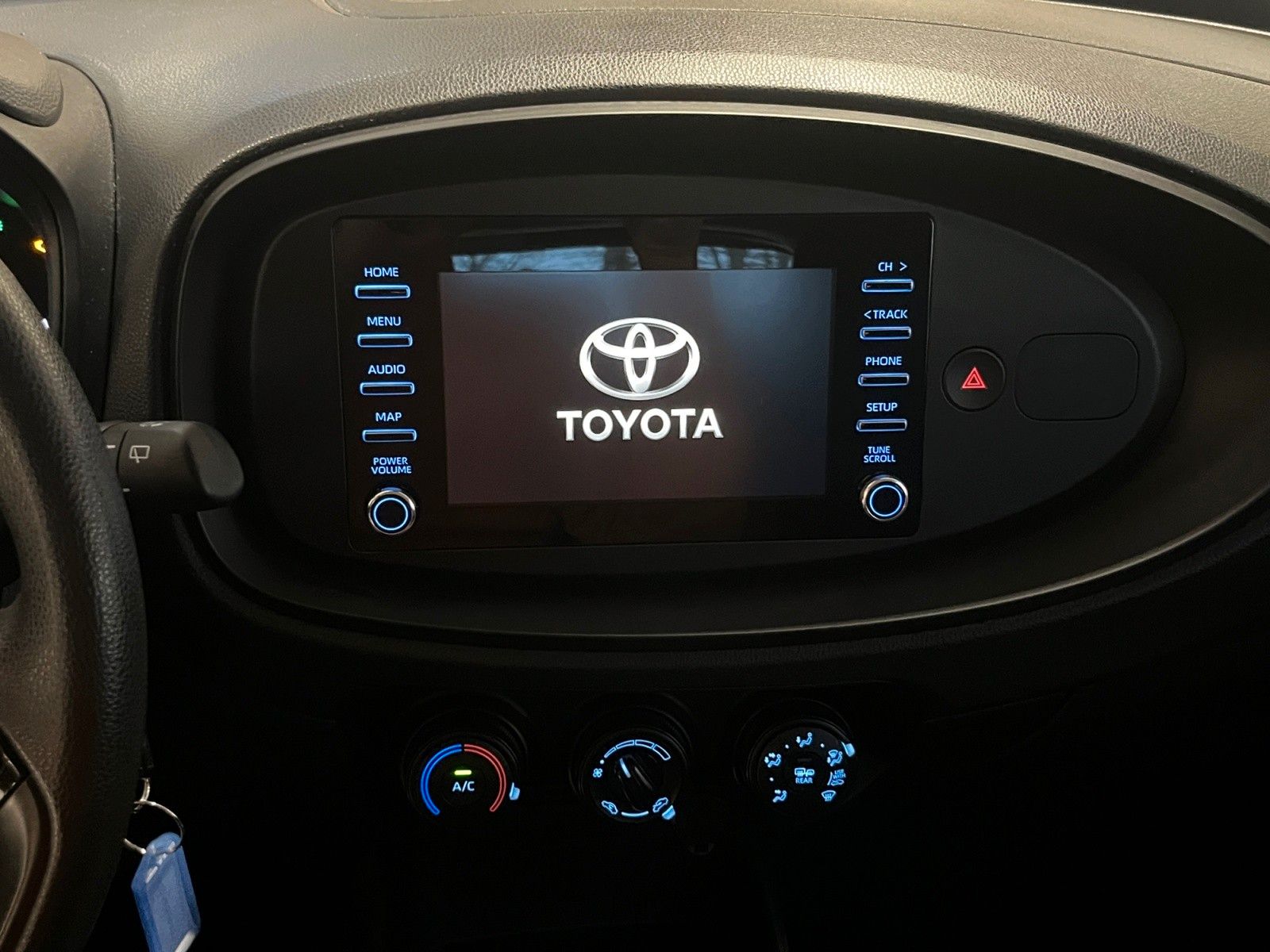 Fahrzeugabbildung Toyota Aygo X