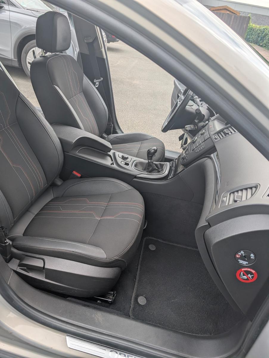 Opel Insignia 2.0 CDTI/150 Jahre Opel/160 PS  TOP!