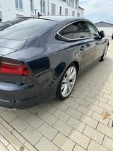 Audi A7 3.0 TDI 235kW quattro tiptronic Sportb. - - blaue Audi A7