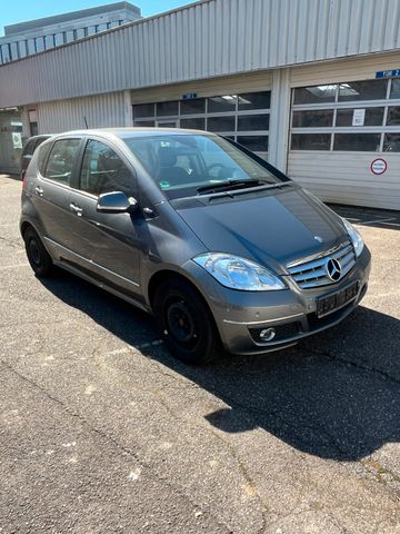 Mercedes-Benz A -Klasse A 150 HU/AU NEU 1.Hand AHK Klima