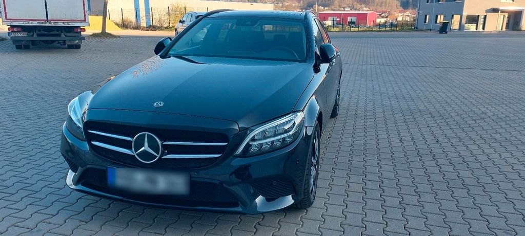 Image of Mercedes-Benz C 300