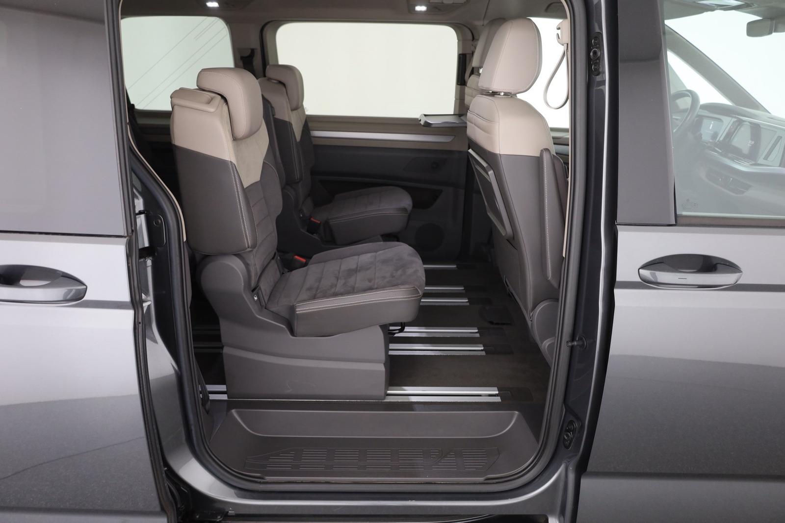 Volkswagen T7 Multivan 2.0 TSI DSG LED 360° Panorama AHK