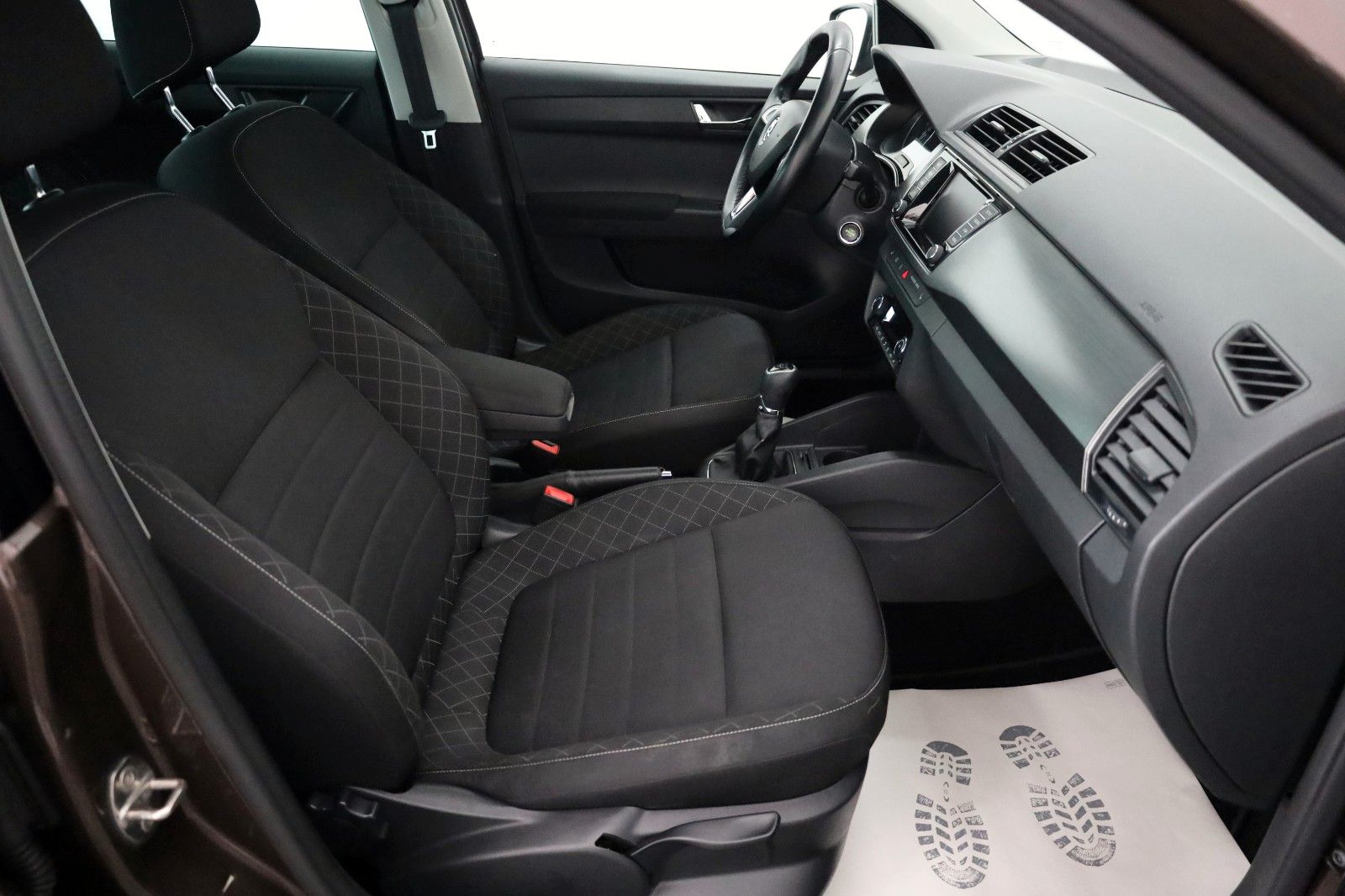 Fahrzeugabbildung SKODA Fabia Combi Style SH,PDC,AHK