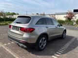 Mercedes-Benz GLC 300 d 4MATIC Autom. inkl. AHK - Mercedes-Benz GLC 300 mit Diesel-Antrieb: Silber