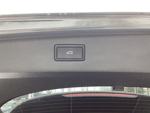 Tiguan 2.0TDI DSG 4Motion Elegance AHK