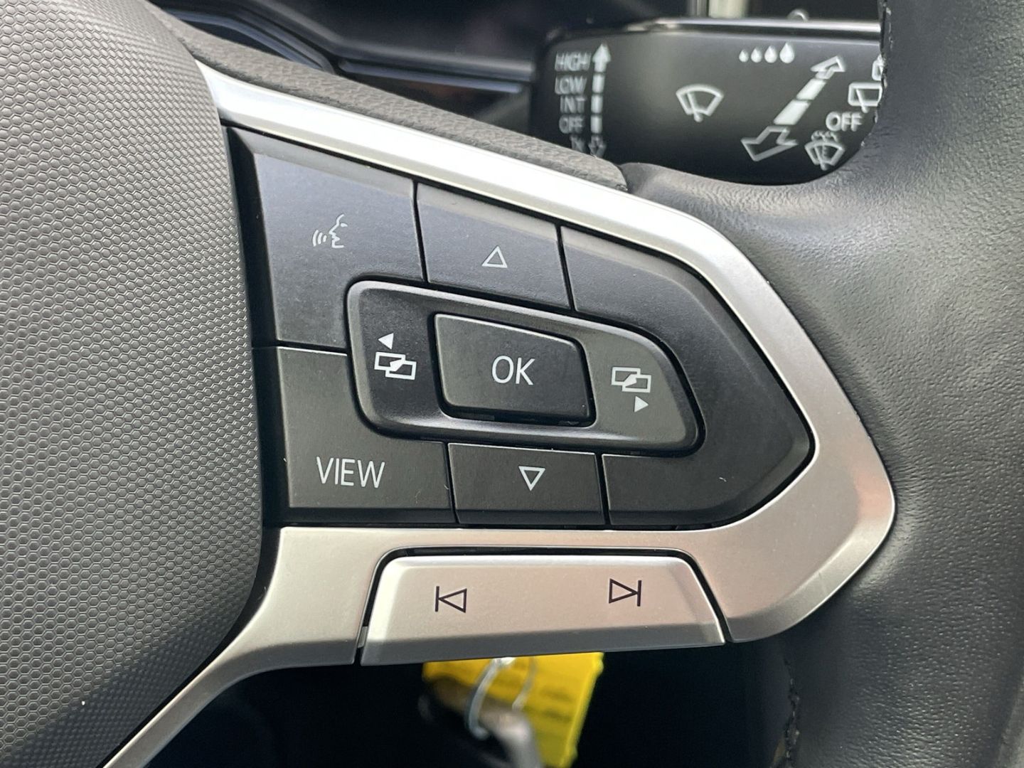 Polo 1.0 TSI Life LED/ACC/Travel/Navi/App-Connec