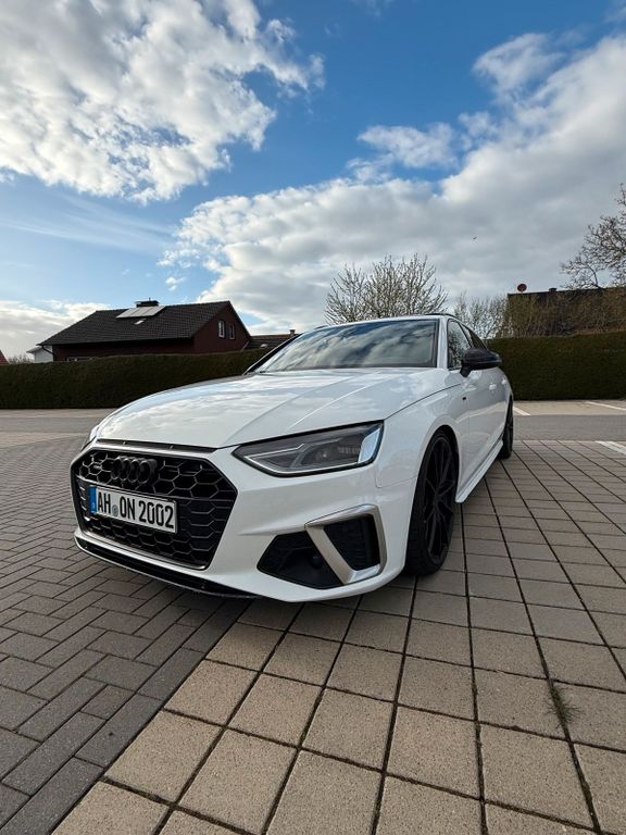 Image of Audi A4