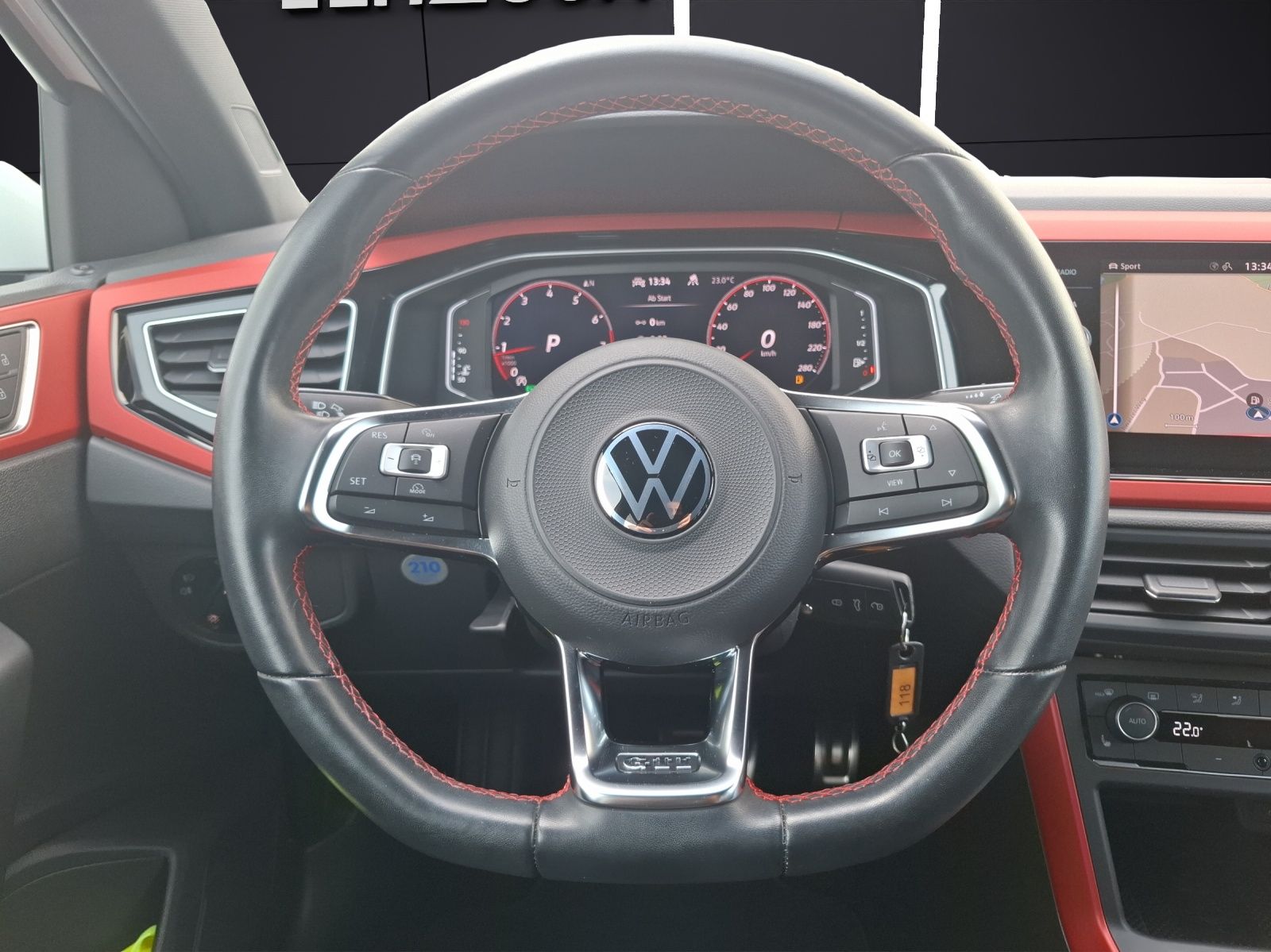 Fahrzeugabbildung Volkswagen Polo GTI DSG LED Navi AID ACC PDC SH