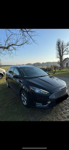 Ford Focus Turnier Titanium