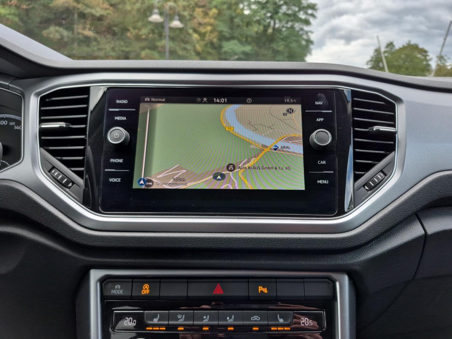 Volkswagen T-Roc Active Navi PDC CarPlay LM Sitzheizung, миниатюра 11