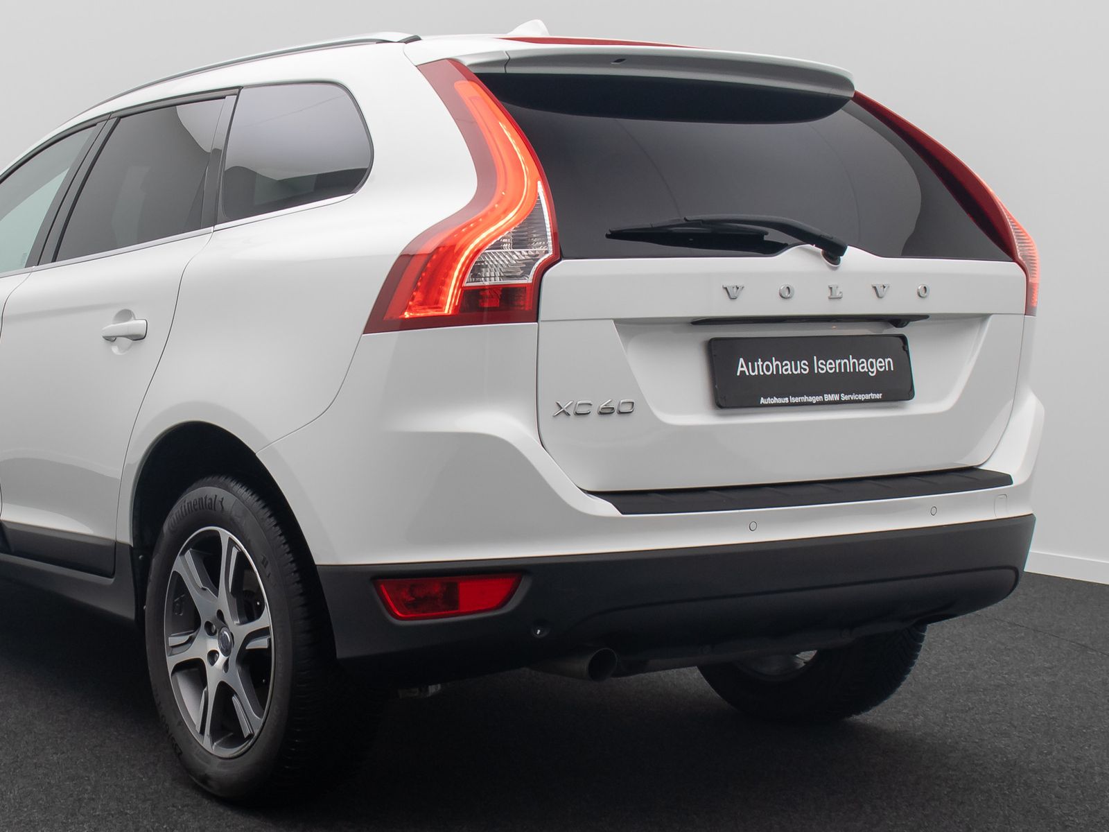 Fahrzeugabbildung Volvo XC60 Summum 2WD Bi-Xenon Kamera Panorama
