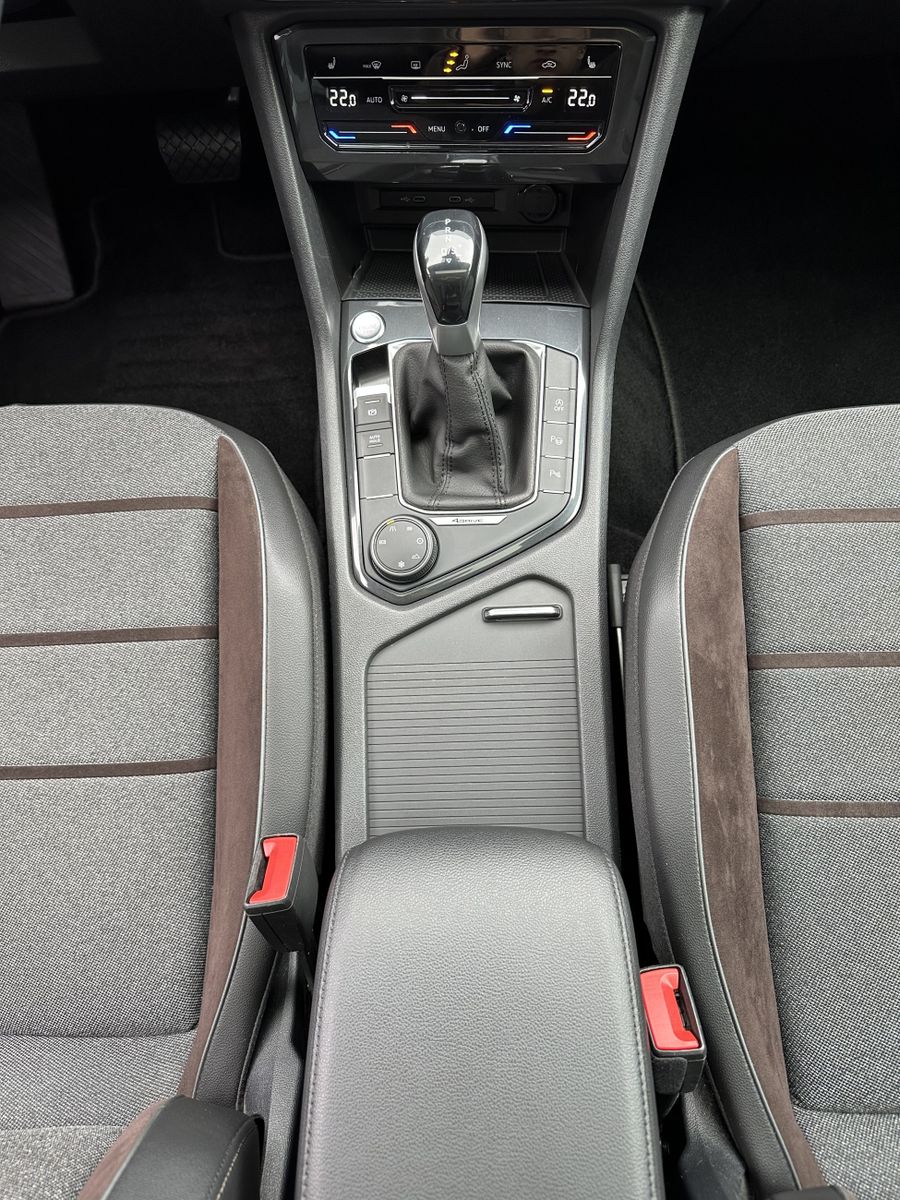 Fahrzeugabbildung SEAT Tarraco 2.0 TSI DSG 4D XC NAV+LED+AHK+PANO+20ZO