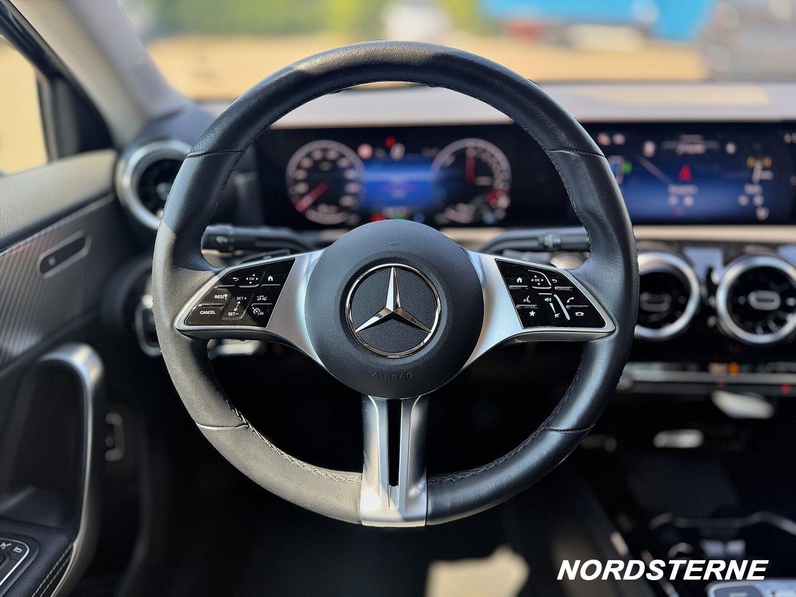Mercedes-Benz A 250 e Limousine mit EQ Hybrid ProgressiveKlima