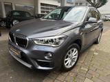 BMW X1 20i xDrive Adv. Automatik,Navi,PDC,LED,1.Hand - BMW X1 mit Benzin-Antrieb: Geländewagen, Automatik