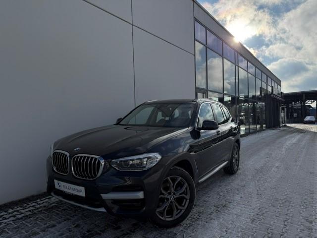 BMW X3 xDrive 20iA xLine AHK PANO SHZ LED ACC HUD