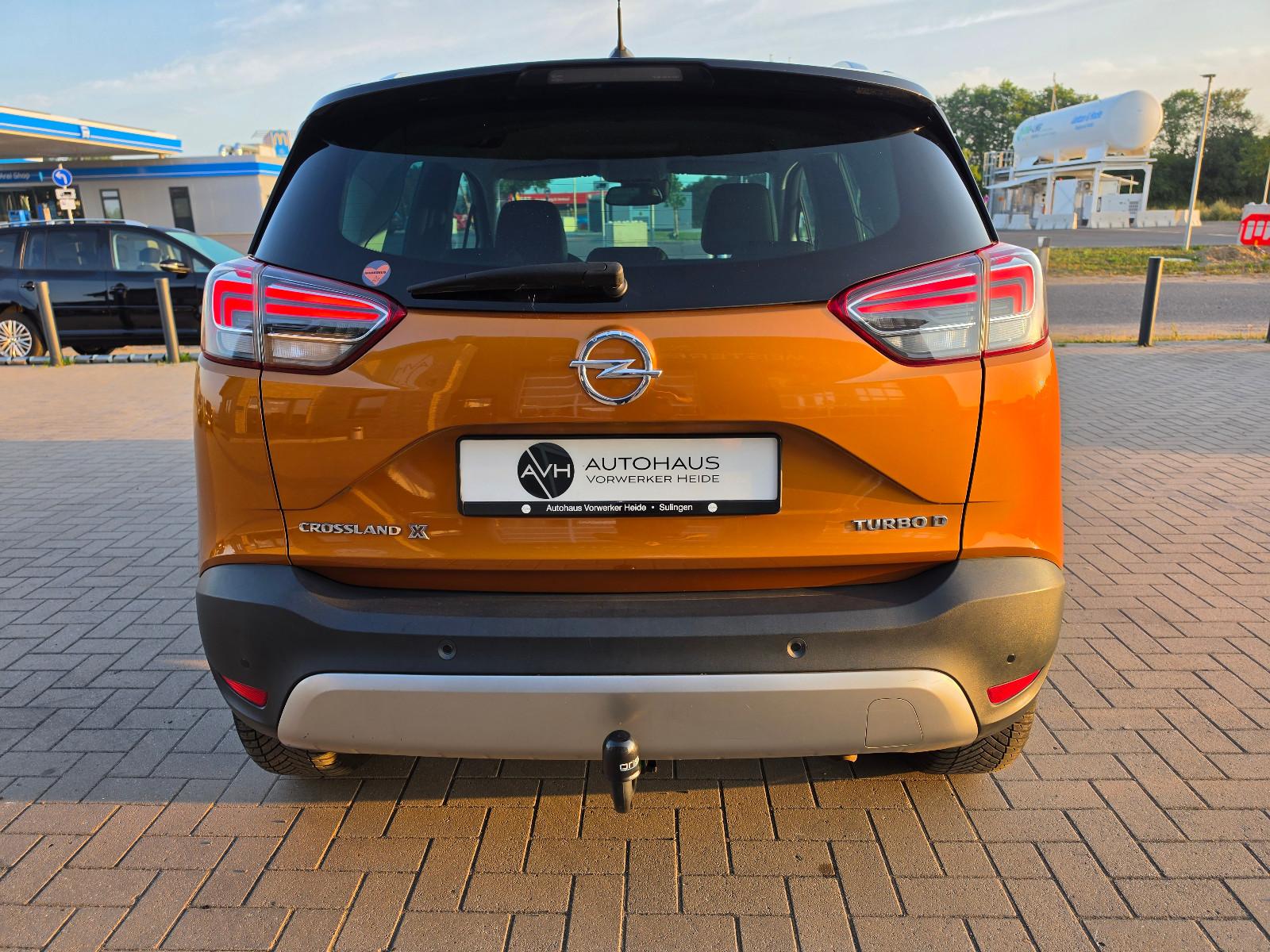 Opel Crossland (X) TÜV Neu/LED/AHK/CarPlay/Allwetter.