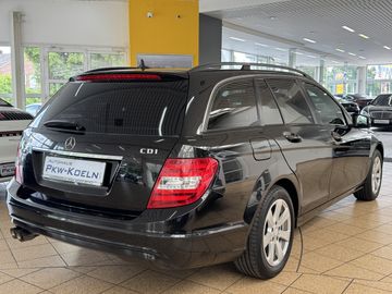 Mercedes C 200 - 2