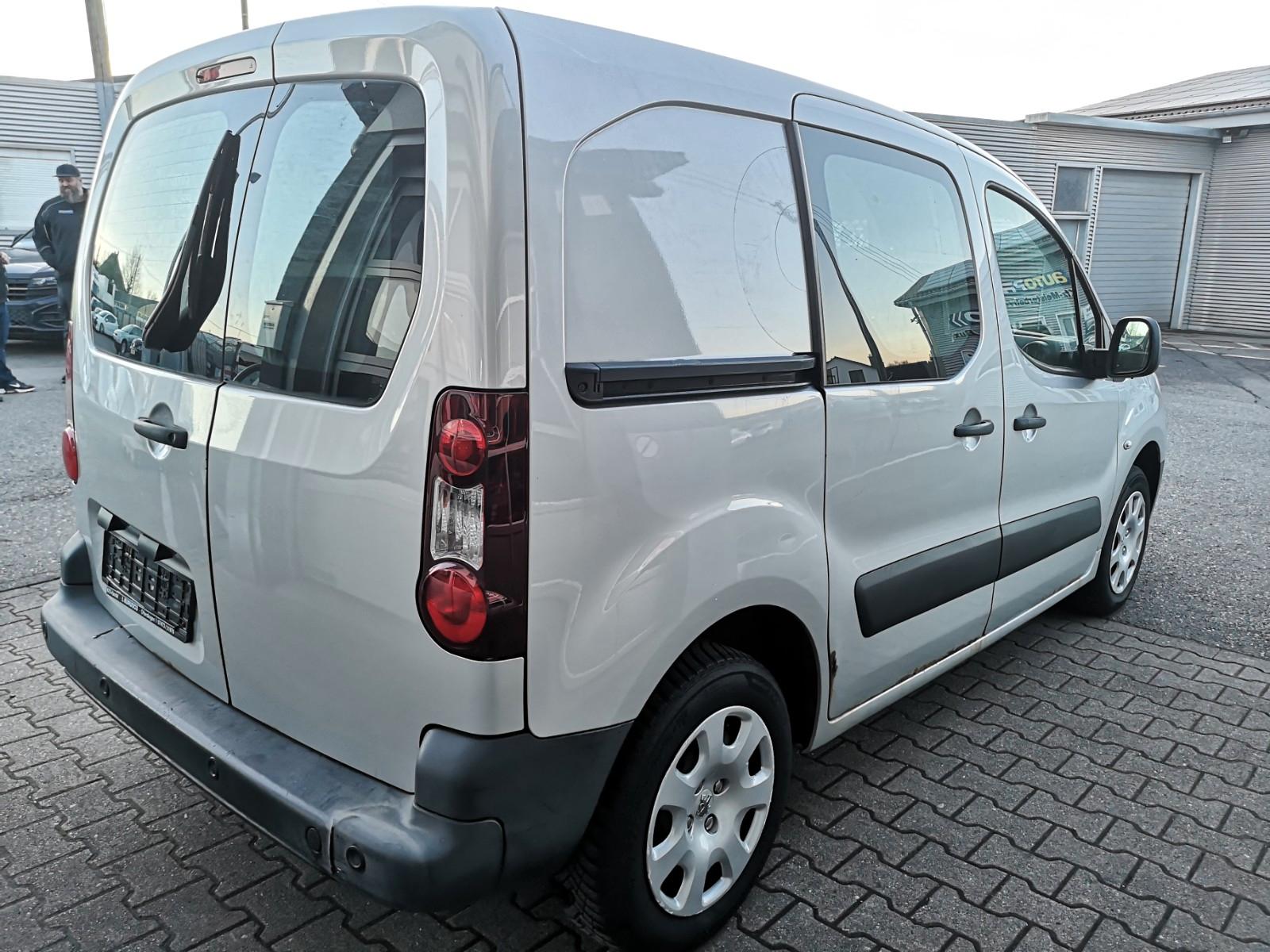 Peugeot Partner L1 Komfort 1.HAND KLIMA PARKTRONIK EURO5